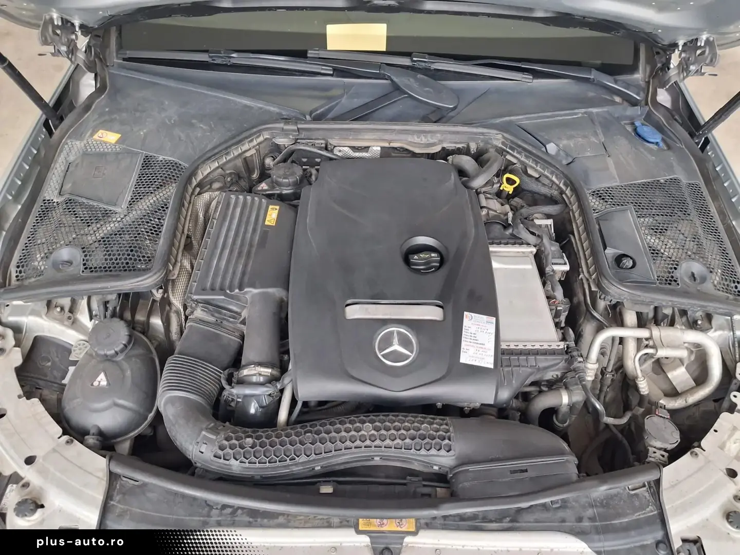 Mercedes-Benz C Gen-W205-2014-2021