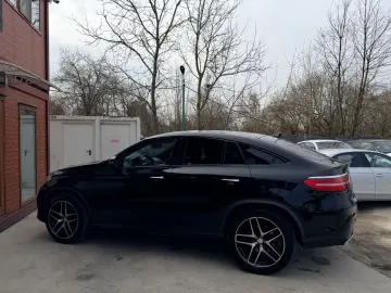 Mercedes-Benz Gle-Coupe