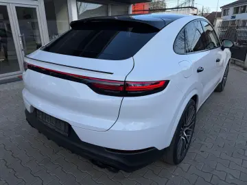 Porsche Cayenne-Coupe