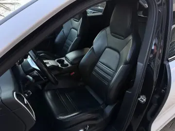 Porsche Cayenne-Coupe