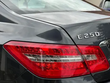 Mercedes-Benz E Gen-W212-2009-2016