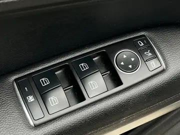 Mercedes-Benz E Gen-W212-2009-2016