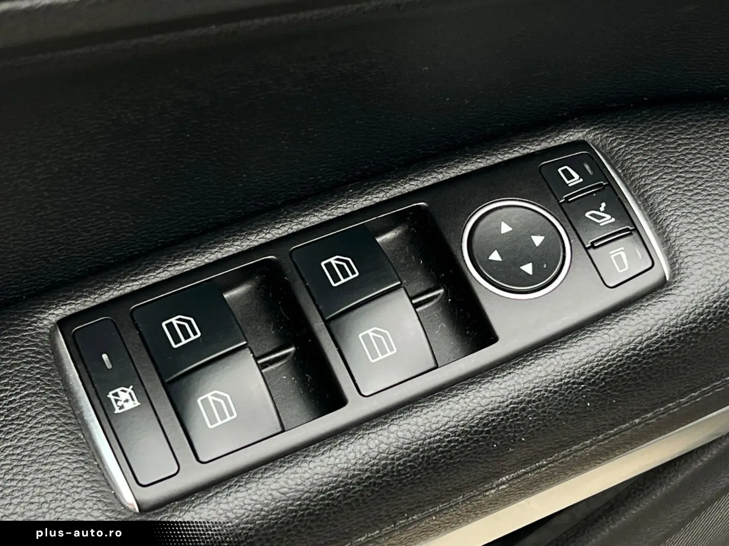 Mercedes-Benz E Gen-W212-2009-2016