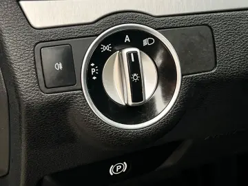 Mercedes-Benz E Gen-W212-2009-2016