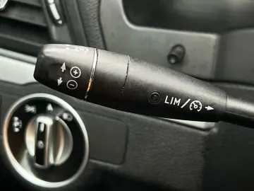 Mercedes-Benz E Gen-W212-2009-2016