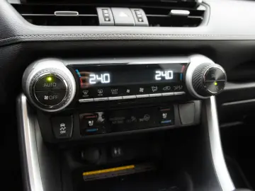 TOYOTA RAV4 Hybrid 4x4 Lounge  LED 360  JBL AHK