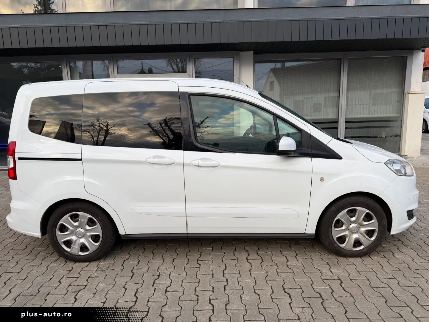 Ford Tourneo-Courier