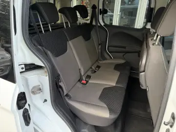 Ford Tourneo-Courier