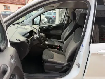 Ford Tourneo-Courier