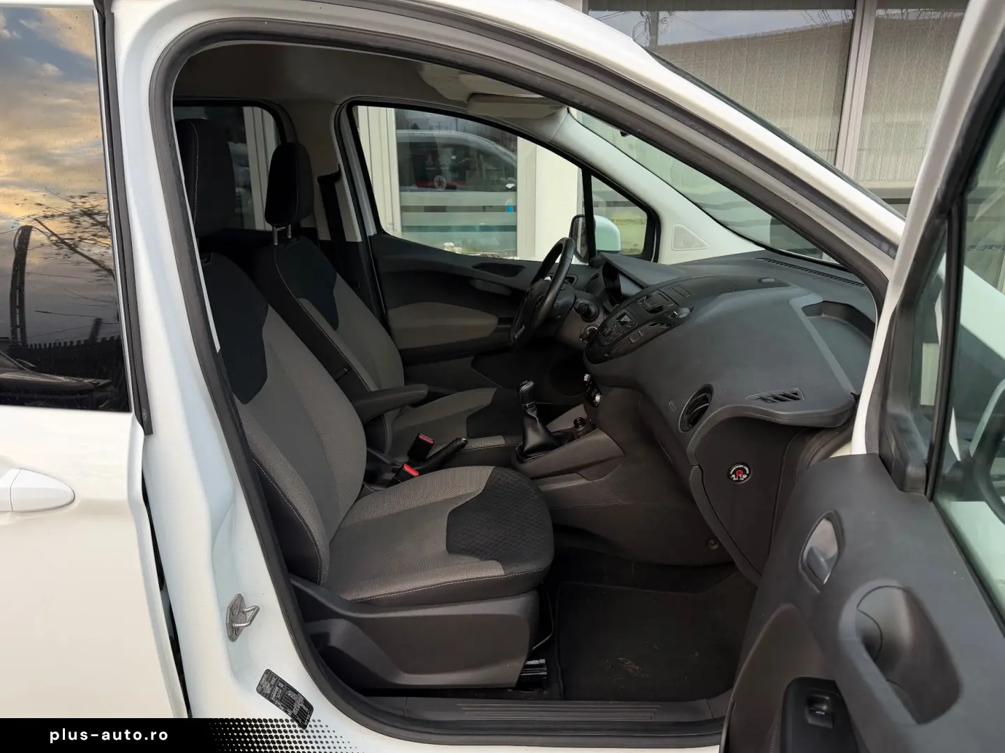 Ford Tourneo-Courier