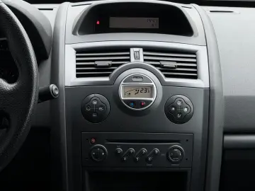 Renault Megane Gen-Ii-2002-2010