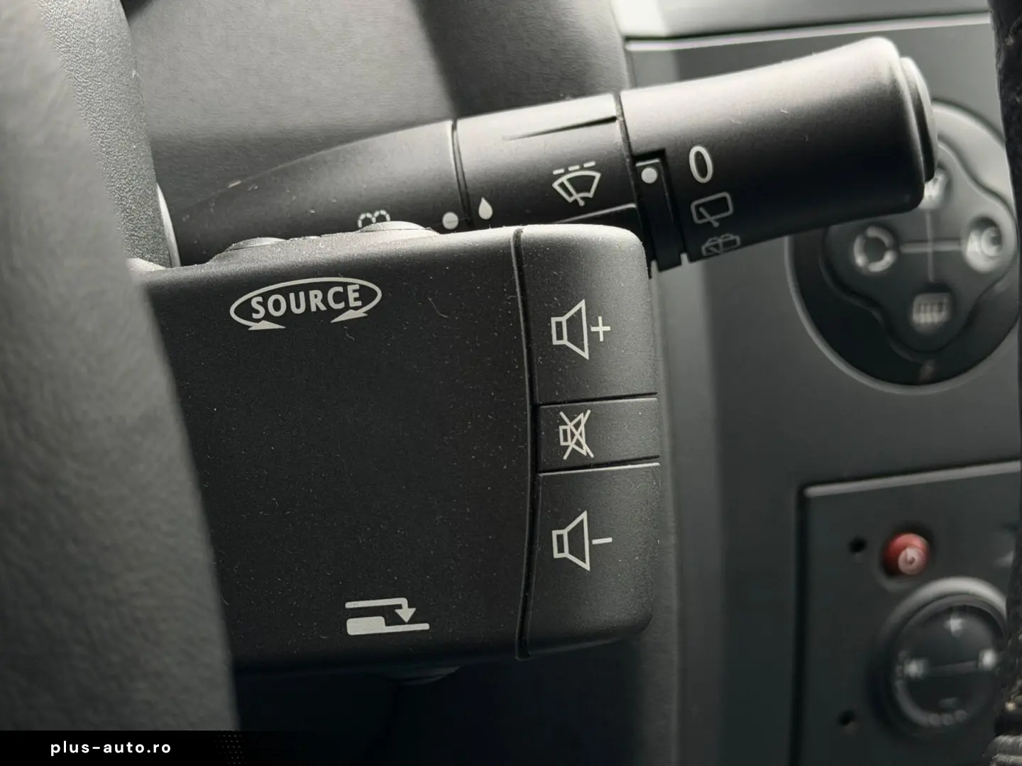 Renault Megane Gen-Ii-2002-2010