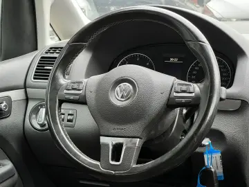 Volkswagen Touran Gen-I-2003-2015