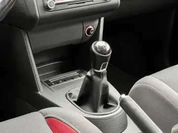 Volkswagen Touran Gen-I-2003-2015