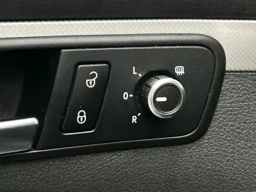 Volkswagen Touran Gen-I-2003-2015