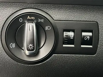 Volkswagen Touran Gen-I-2003-2015