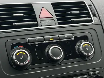 Volkswagen Touran Gen-I-2003-2015