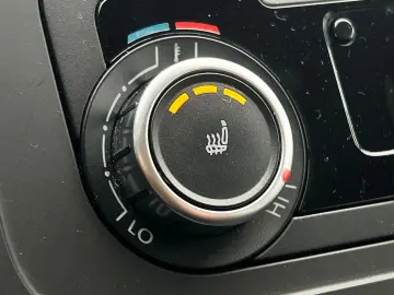 Volkswagen Touran Gen-I-2003-2015