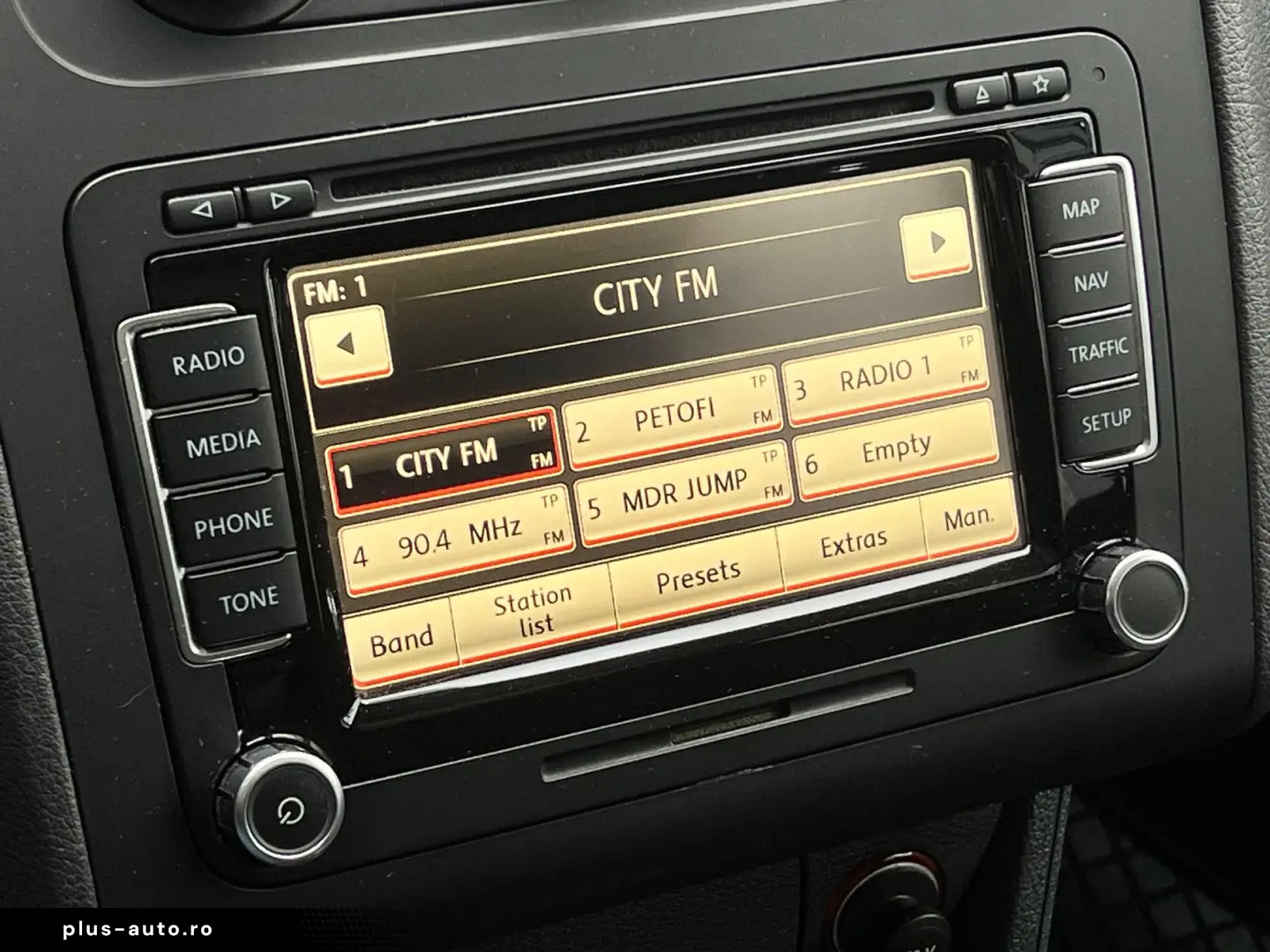 Volkswagen Touran Gen-I-2003-2015