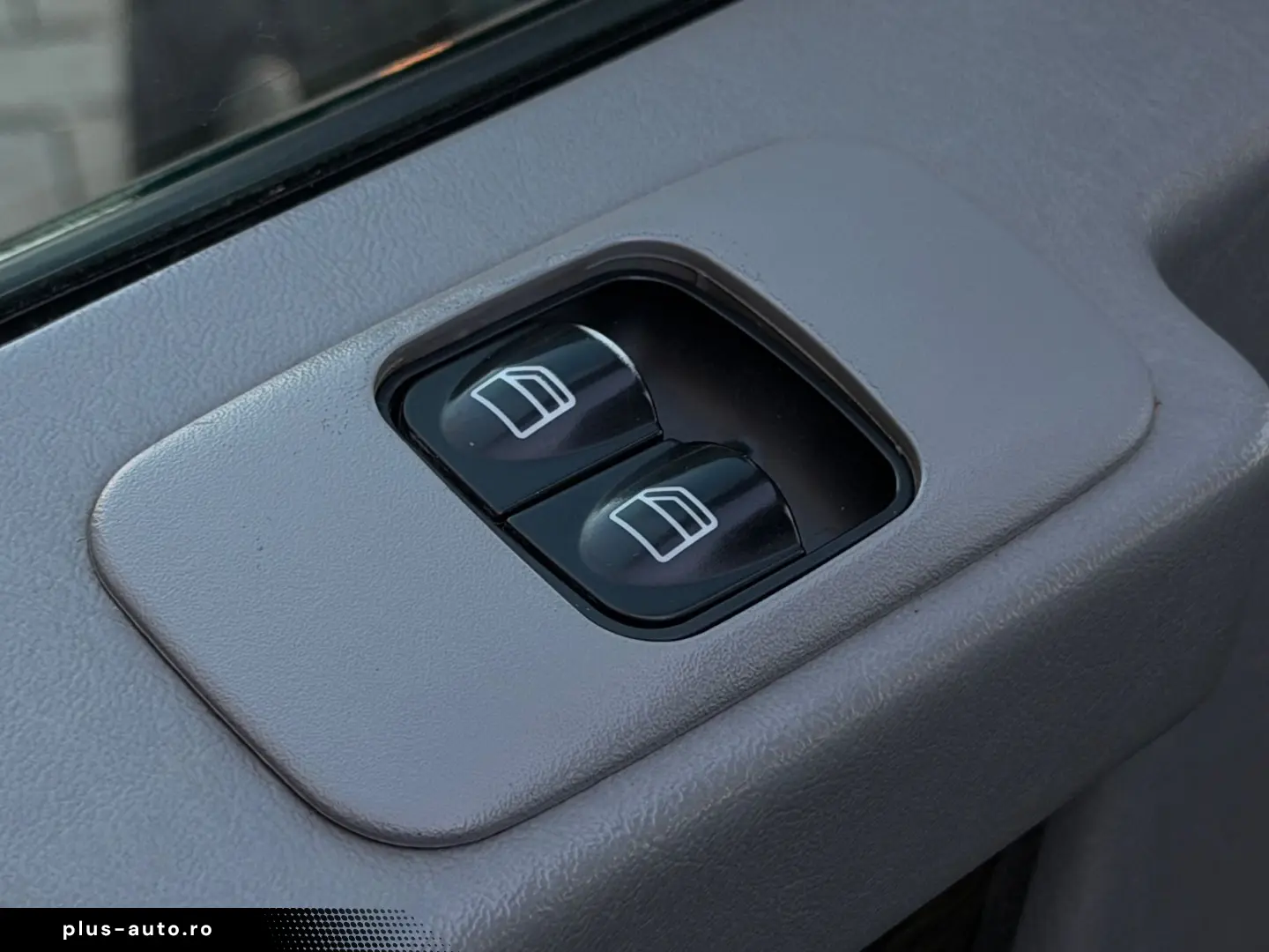 Mercedes-Benz G Gen-W463-1989-2018