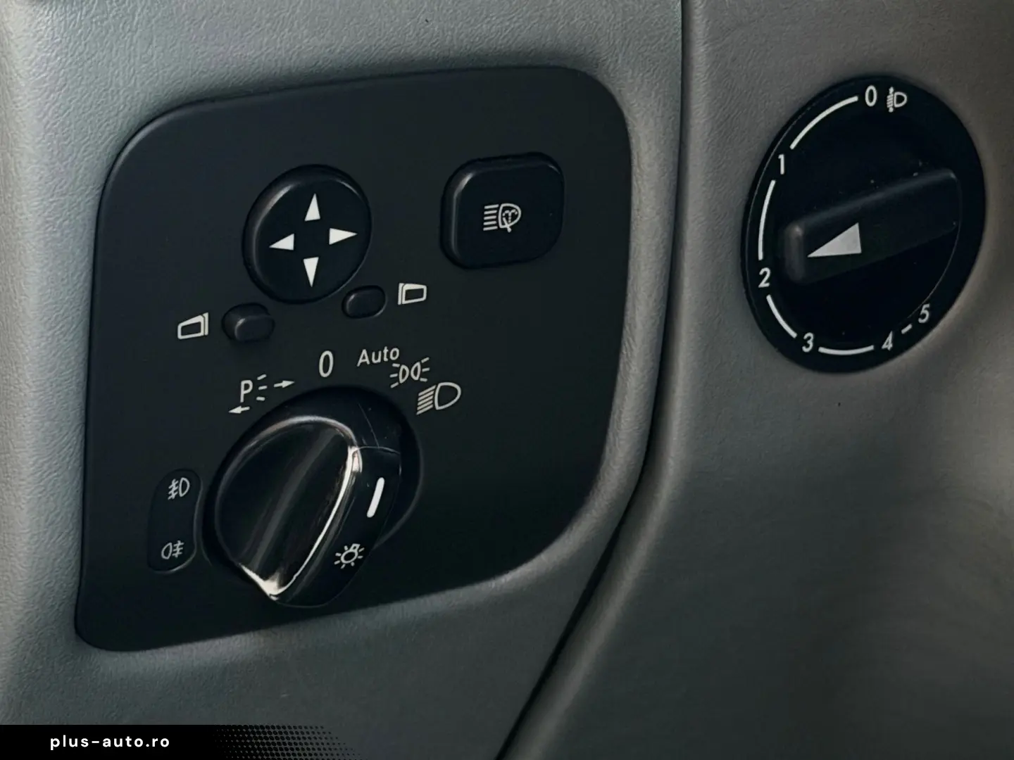 Mercedes-Benz G Gen-W463-1989-2018