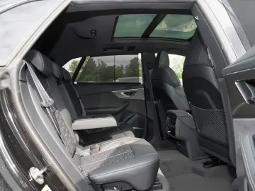 AUDI RSQ8 TFSI Q BLACK-OPTIK KERAMIK 360  HD-MATRIX B