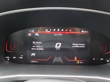 SEAT Tarraco 2.0 TDI DSG Style AID NAVI LANE LED 17