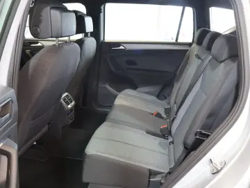 SEAT Tarraco 2.0 TDI DSG Style AID NAVI LANE LED 17