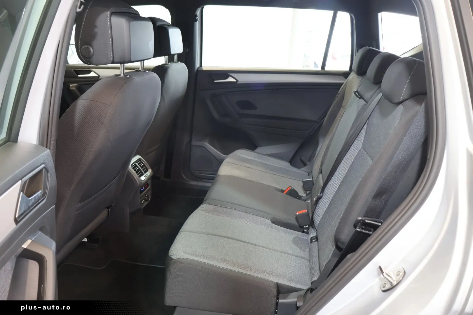 SEAT Tarraco 2.0 TDI DSG Style AID NAVI LANE LED 17