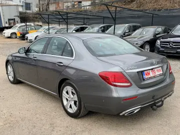MERCEDES E200D AVANTGARDE
