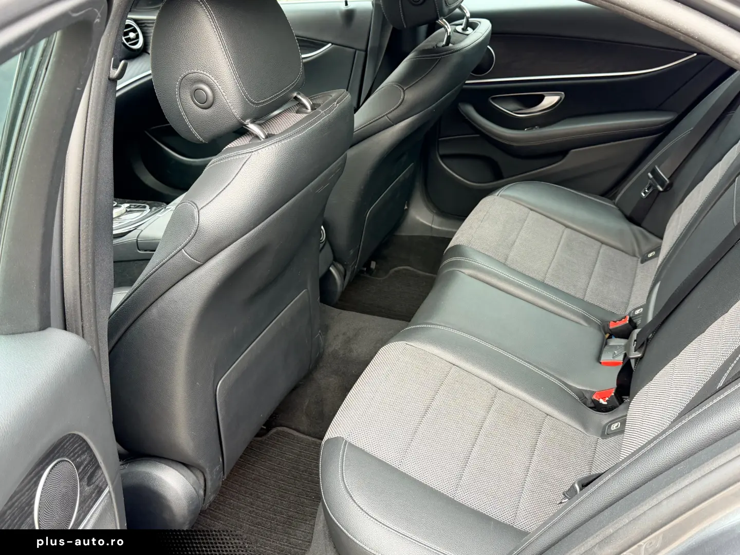 MERCEDES E200D AVANTGARDE