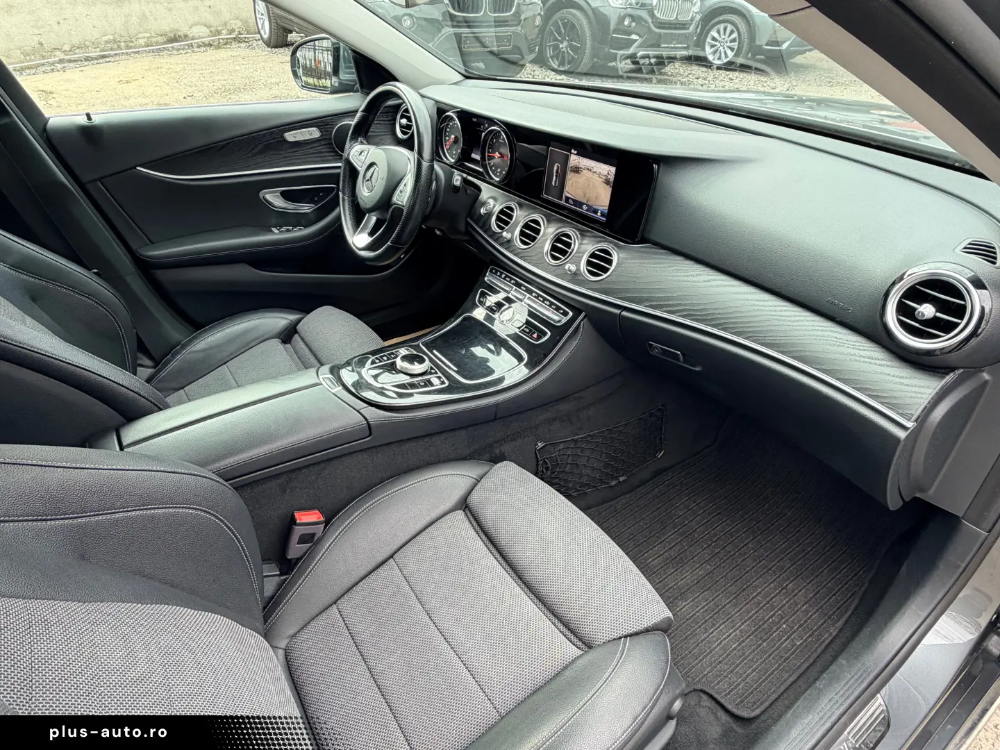 MERCEDES E200D AVANTGARDE