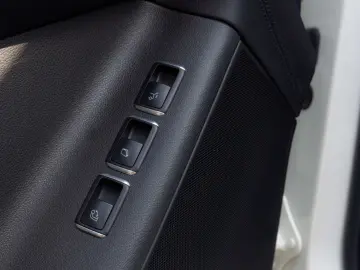 MERCEDES BENZ GLS 63 AMG 4MATIC   360   MASAJ   TRAPA