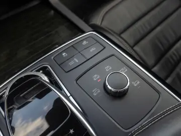 MERCEDES BENZ GLS 63 AMG 4MATIC   360   MASAJ   TRAPA