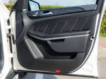 MERCEDES BENZ GLS 63 AMG 4MATIC   360   MASAJ   TRAPA