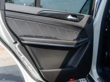 MERCEDES BENZ GLS 63 AMG 4MATIC   360   MASAJ   TRAPA