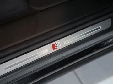 AUDI Q7 50 TDI q. S line  1.H    Virtual Pano B&O