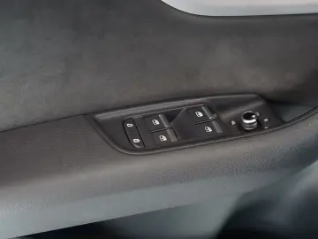 AUDI Q7 50 TDI q. S line  1.H    Virtual Pano B&O