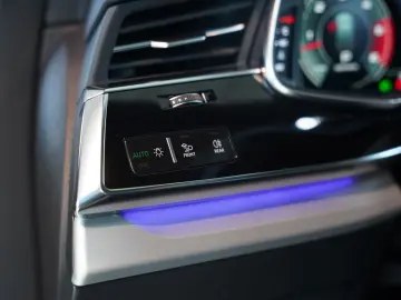 AUDI Q7 50 TDI q. S line  1.H    Virtual Pano B&O