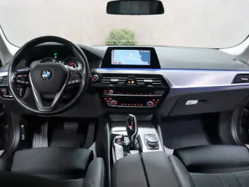 BMW 530e Lim. Aut. Sport Line AHK KAMERA HEADUP NAV
