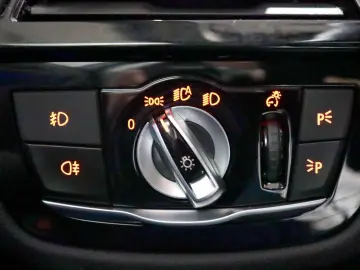 BMW 530e Lim. Aut. Sport Line AHK KAMERA HEADUP NAV