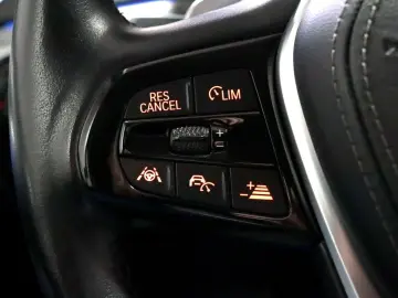 BMW 530e Lim. Aut. Sport Line AHK KAMERA HEADUP NAV