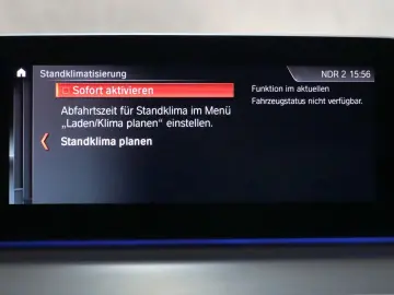 BMW 530e Lim. Aut. Sport Line AHK KAMERA HEADUP NAV