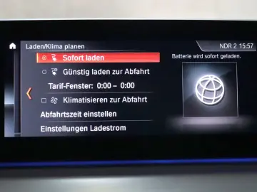 BMW 530e Lim. Aut. Sport Line AHK KAMERA HEADUP NAV