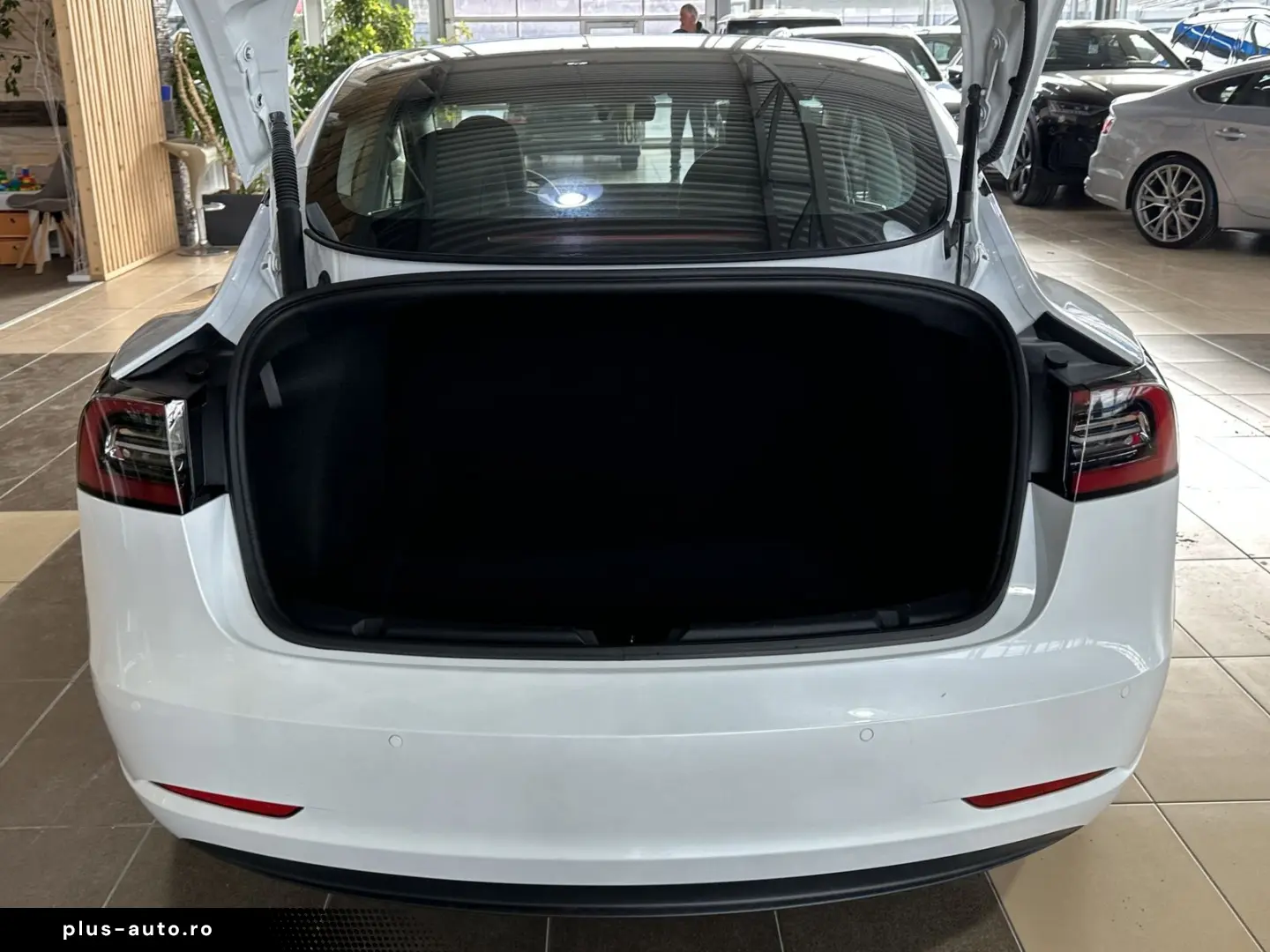 TESLA Model 3 Pano. Wärmepumpe R.Cam Premium-Sound PDC