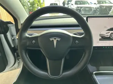 TESLA Model 3 Pano. Wärmepumpe R.Cam Premium-Sound PDC