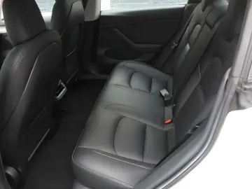 TESLA Model 3 RWD Enhanced Autopilot