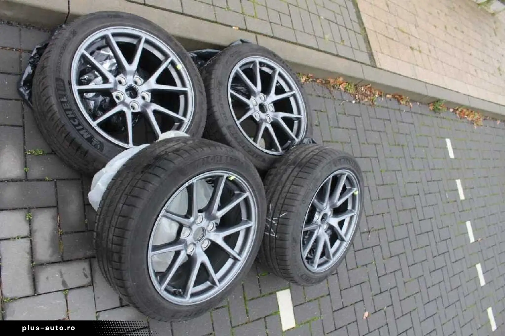 TESLA Model 3 RWD Enhanced Autopilot