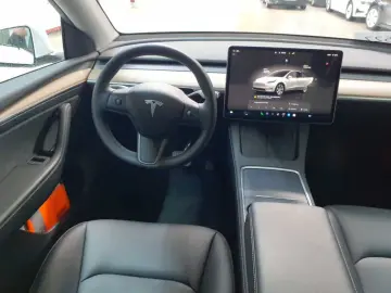 TESLA Model Y Long Range Dual Motor AWD