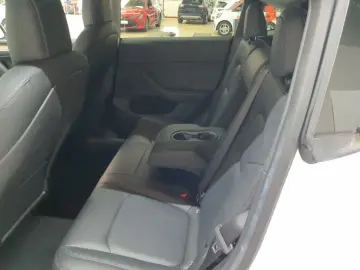 TESLA Model Y Long Range Dual Motor AWD